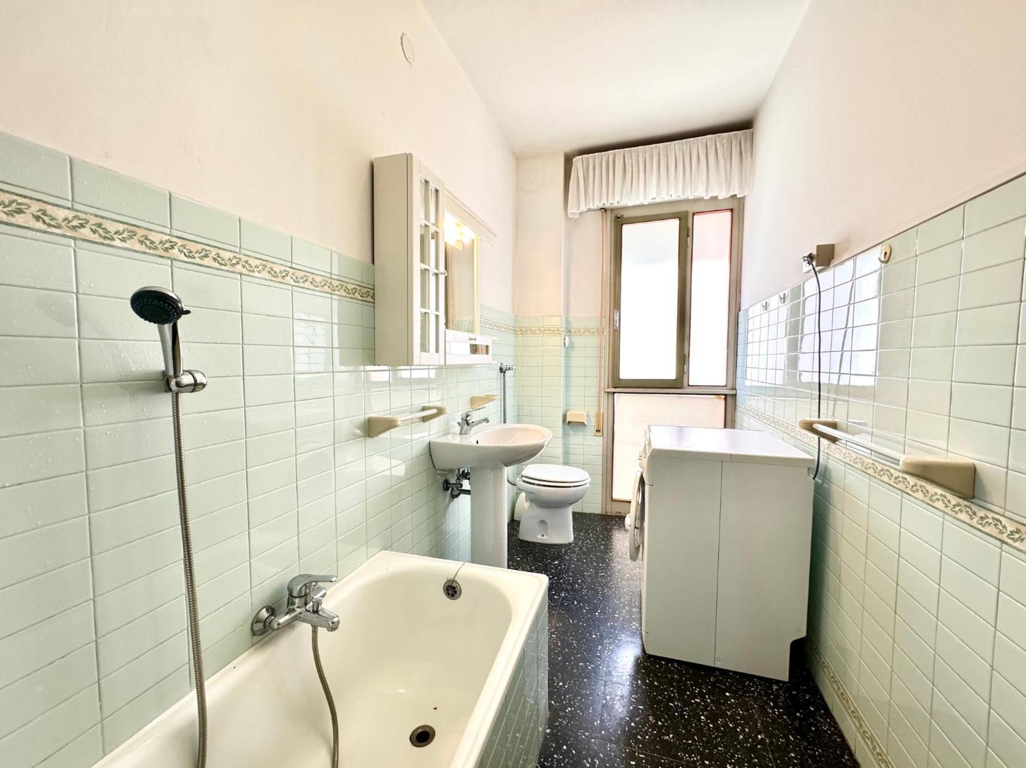 Shopping Center - Carraro Immobiliare - Family Apartment *