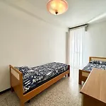 Shopping Center - Carraro Immobiliare - Family Apartment