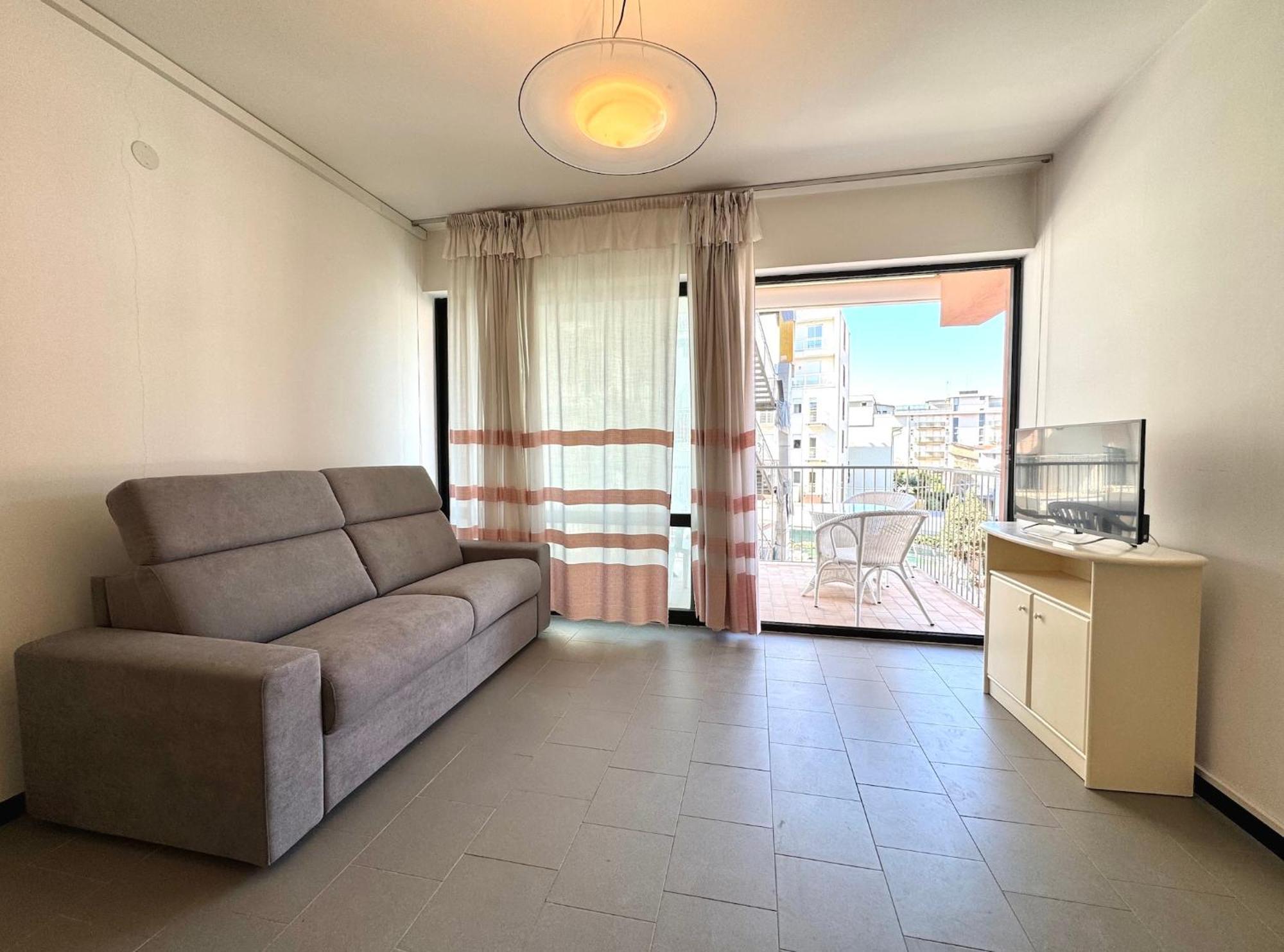 Shopping Center - Carraro Immobiliare - Family *